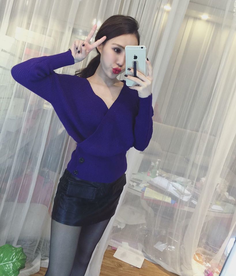 Áo len chéo vạt khuy eo VKNM29791