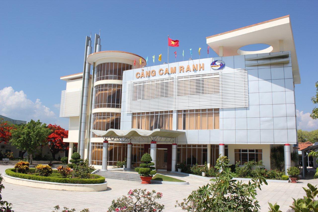 cảng Cam Ranh