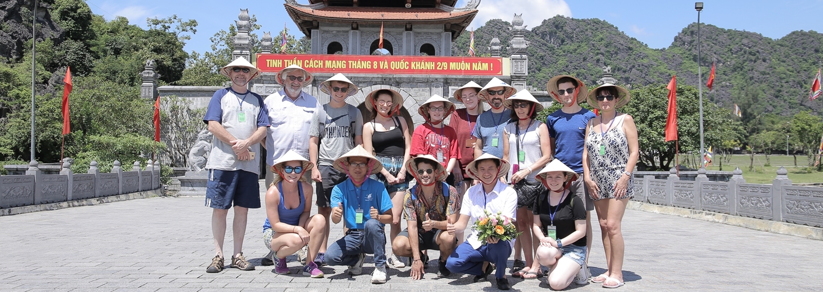 Hoa Lu – Tam Coc – Bai Dinh Pagoda – Trang An 2 Days 1 Night Tour