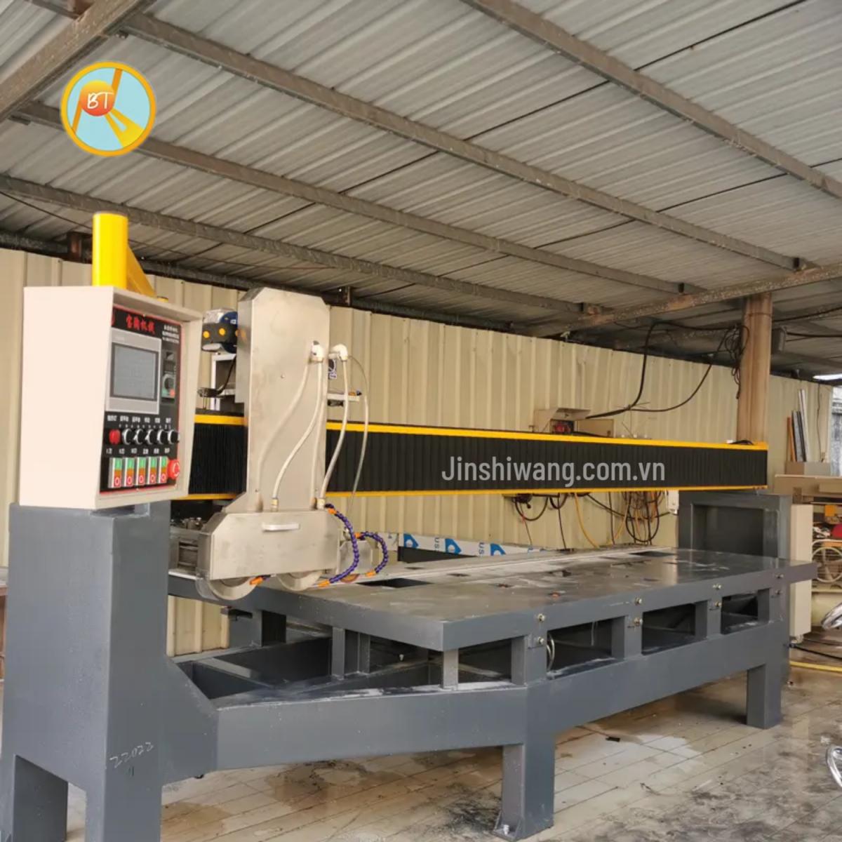 Máy cắt cầu đá, gạch CNC tự động 2 lưỡi cắt khổ 3m2 C2-E3200