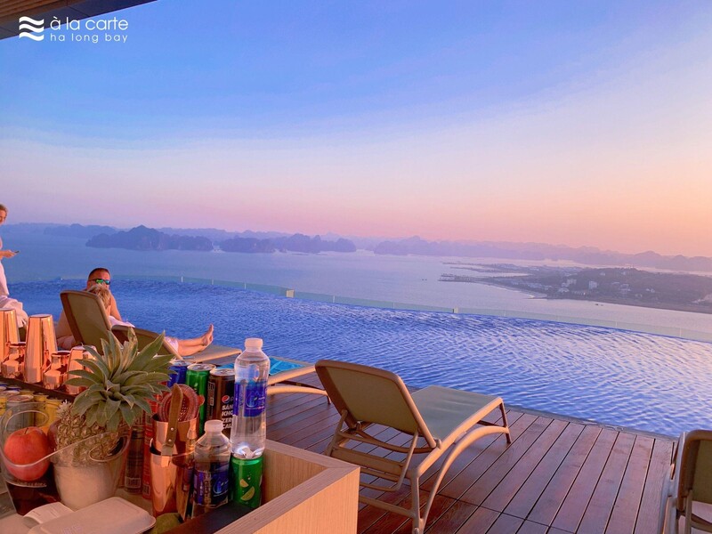 tour ngắm hoàng hôn Hạ Long