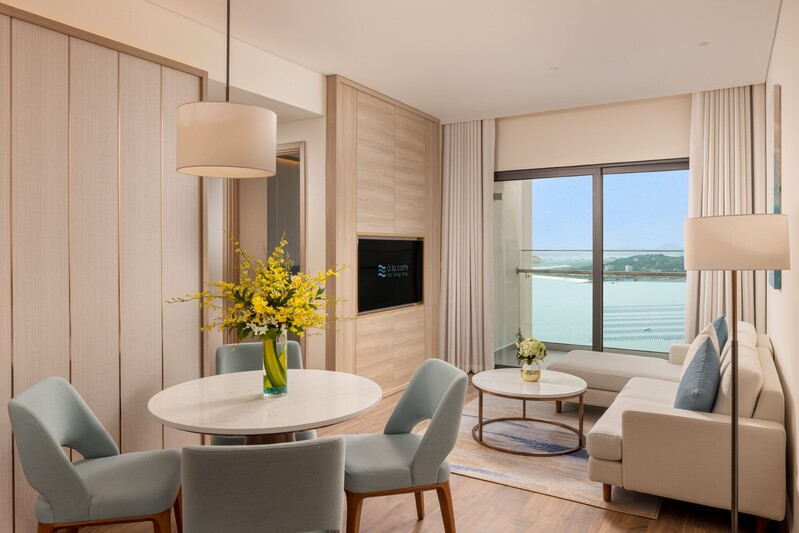 khách sạn Hạ Long view biển