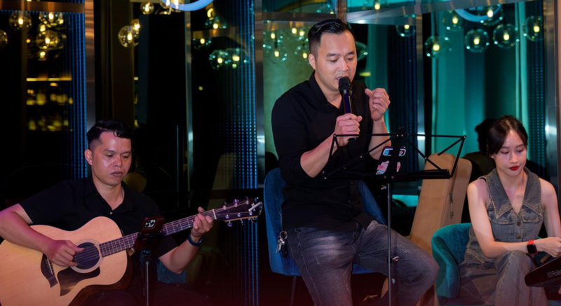 À La Carte Hạ Long