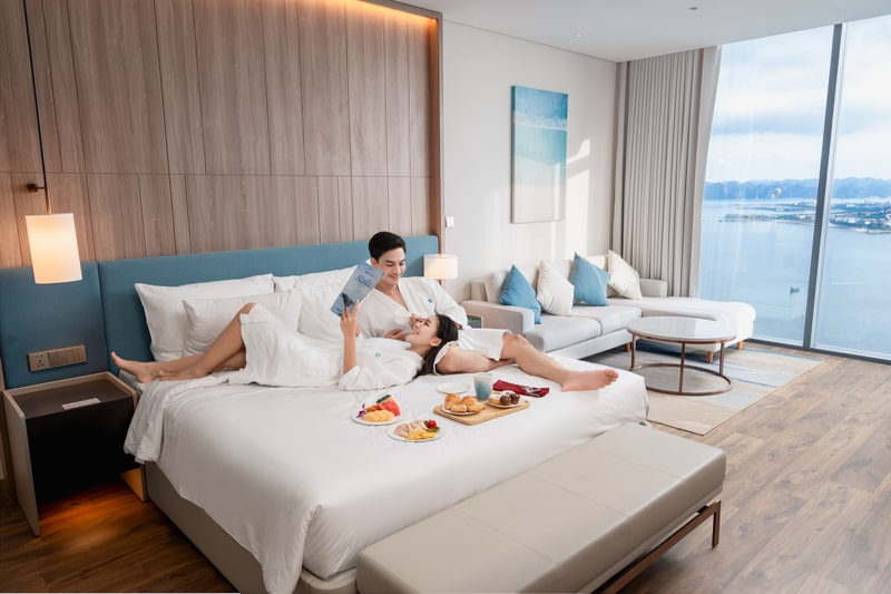 cầu hôn ở Hạ Long