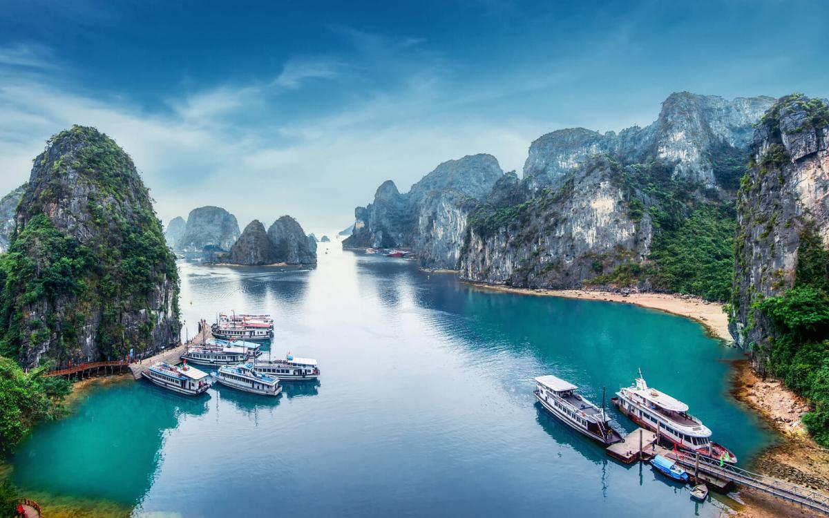 Hanoi - Halong bay - Sapa-Water Puppet show (6ds 5ns Package)