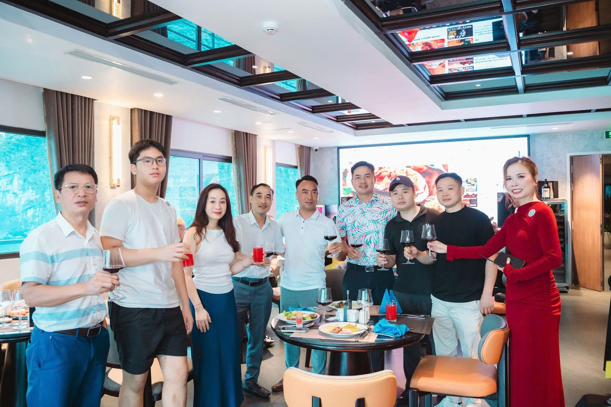 Guests celebrating aboard Celina Of The Sea