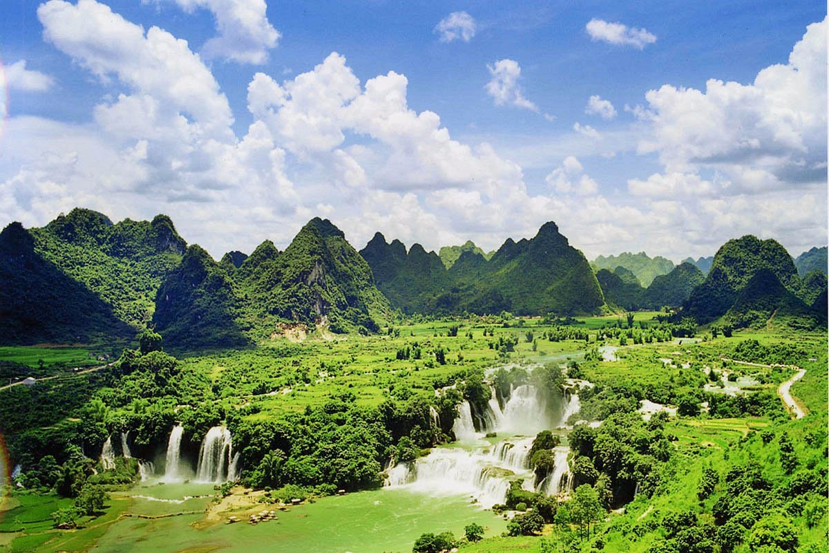 HA GIANG & CAO BANG ADVENTURE 05 DAYS 04 NIGHTS