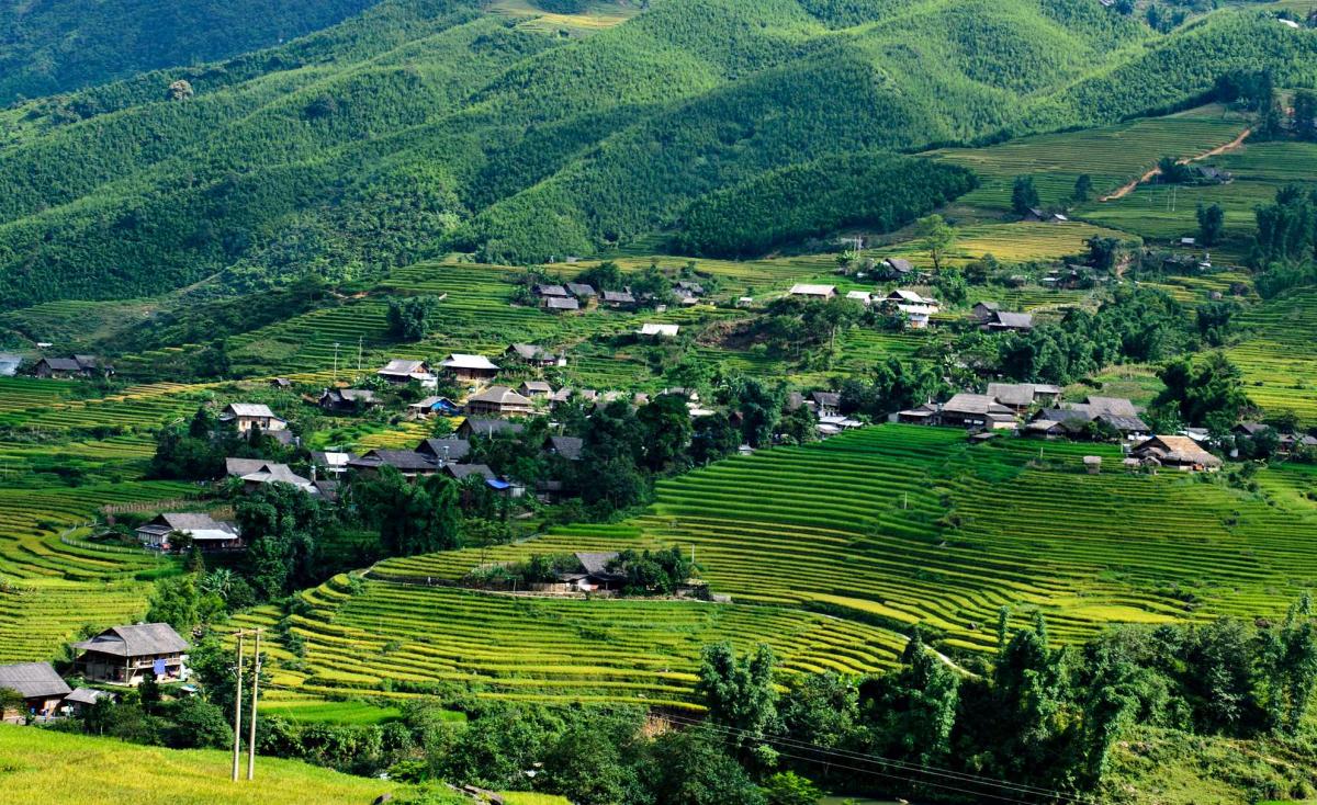 Sapa by bus 3 days 2 nights (2 nights in hotel)