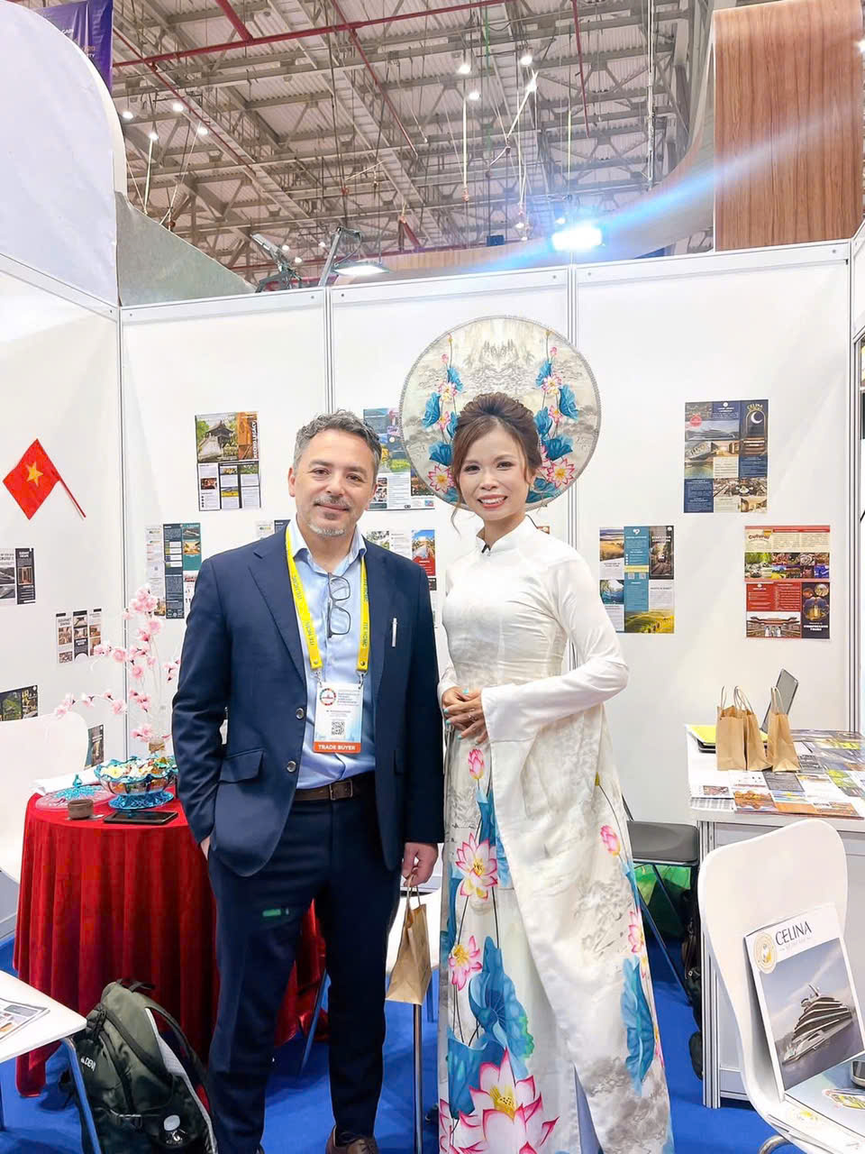 Meeting partners at WTM London 2025 – VN Impressive Tours DMC Vietnam MICE travel