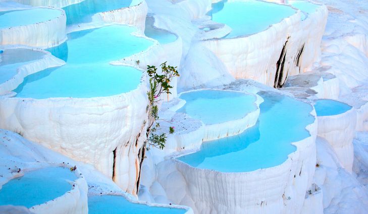 pamukkale 1 - Đến thăm “lâu đài bông” Pamukkale trắng tuyết - tuyệt tác của thiên nhiên Thổ Nhĩ Kỳ